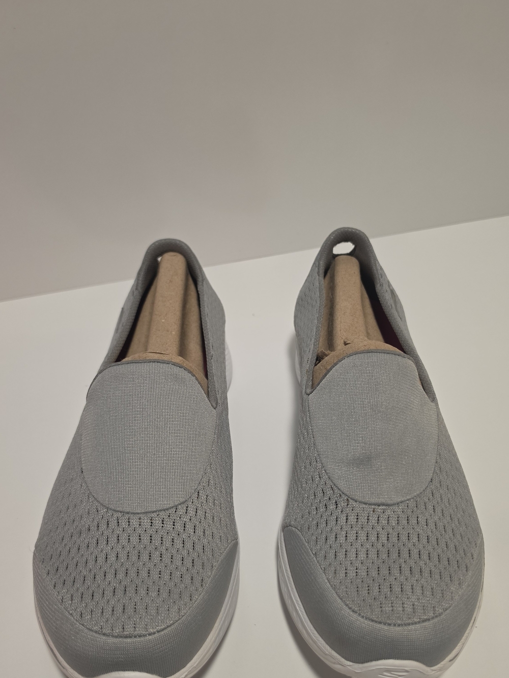 Skechers GOwalk 4 Pursuit Slip On Walking Shoes Gray Goga Max Women's 7.5 NWOB